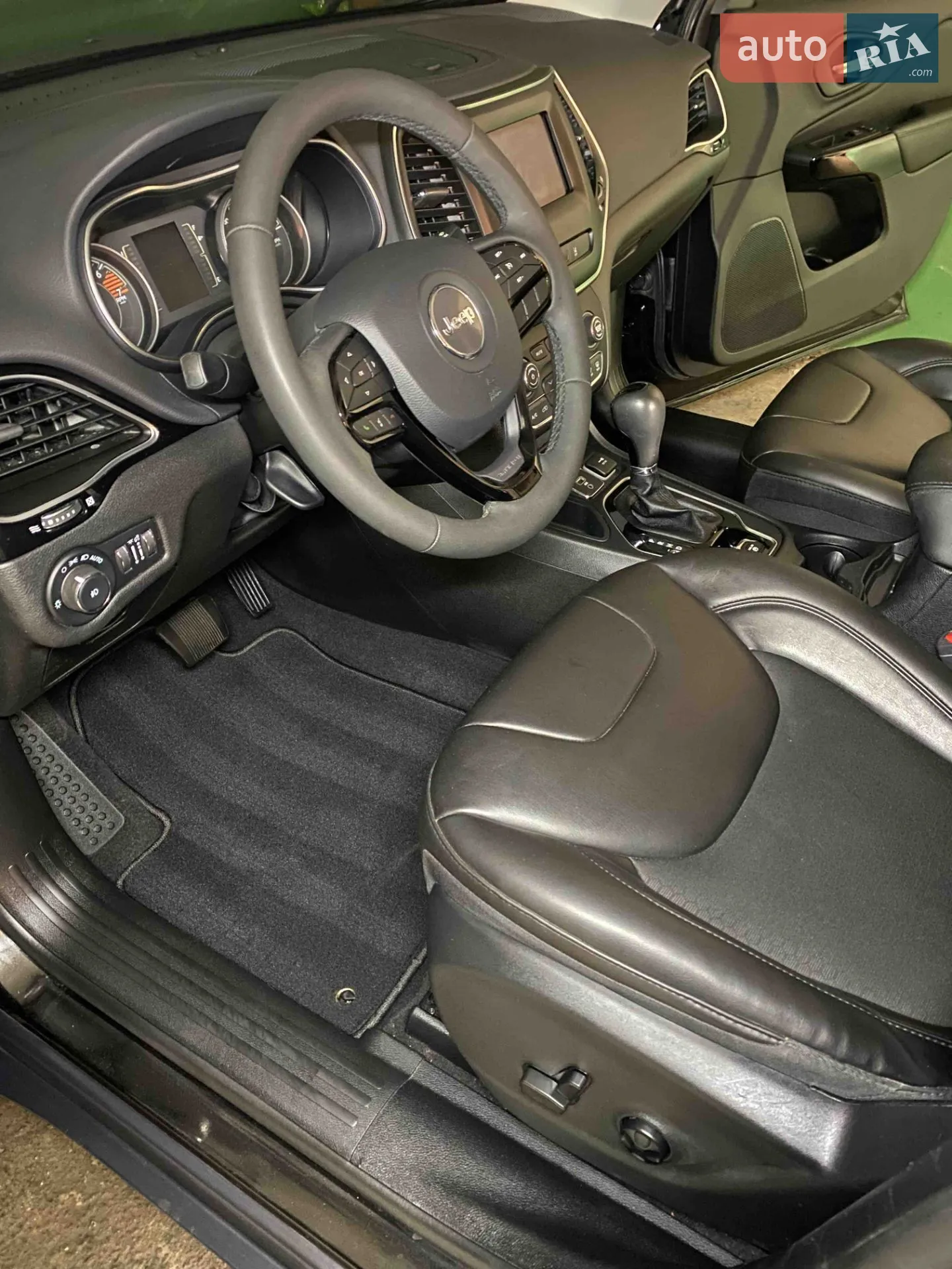 2021 Jeep Cherokee - мініатюра 4