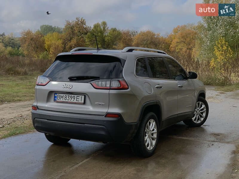 Позашляховик / Кросовер Jeep Cherokee 2019 в Сумах