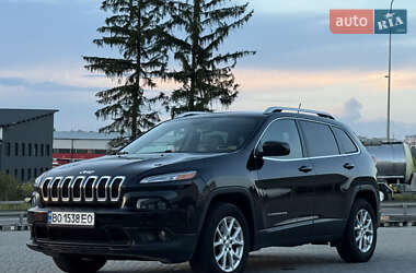 Позашляховик / Кросовер Jeep Cherokee 2015 в 