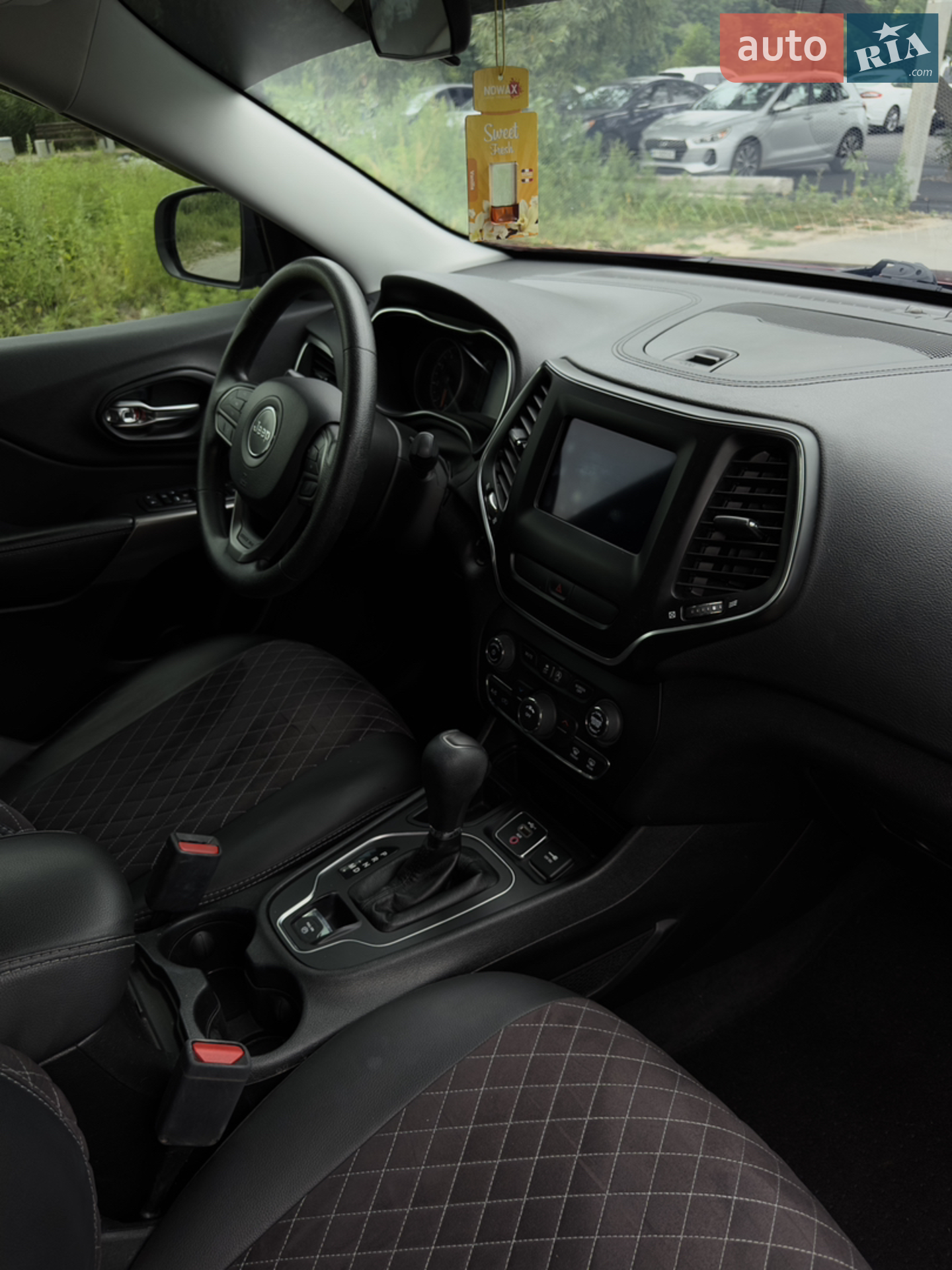 2018 Jeep Cherokee - мініатюра 8