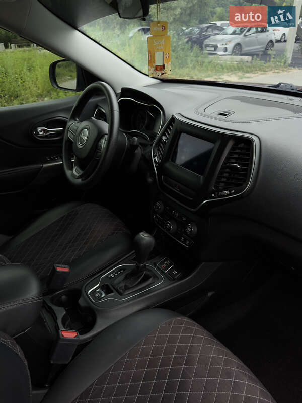 Позашляховик / Кросовер Jeep Cherokee 2018 в Білій Церкві