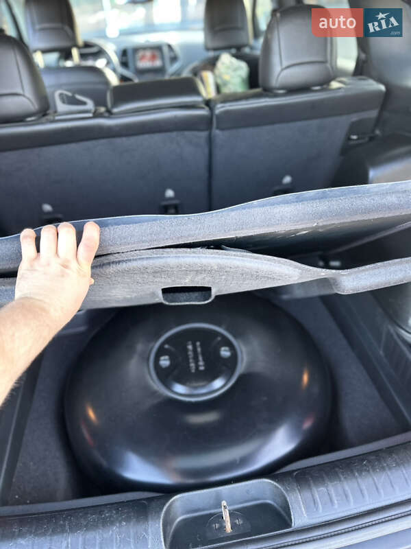 Позашляховик / Кросовер Jeep Cherokee 2018 в Хмельницькому