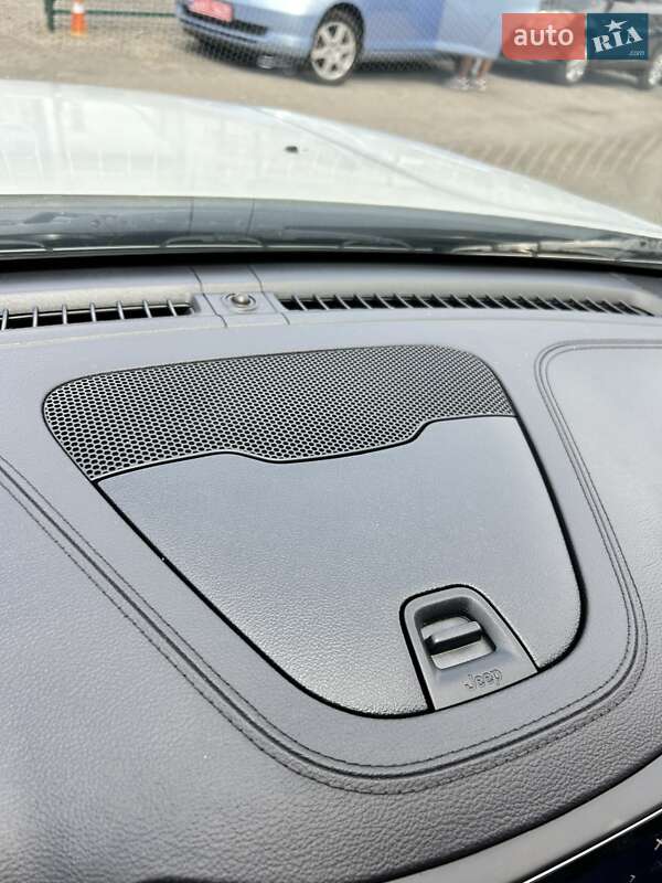 Позашляховик / Кросовер Jeep Cherokee 2018 в Сумах