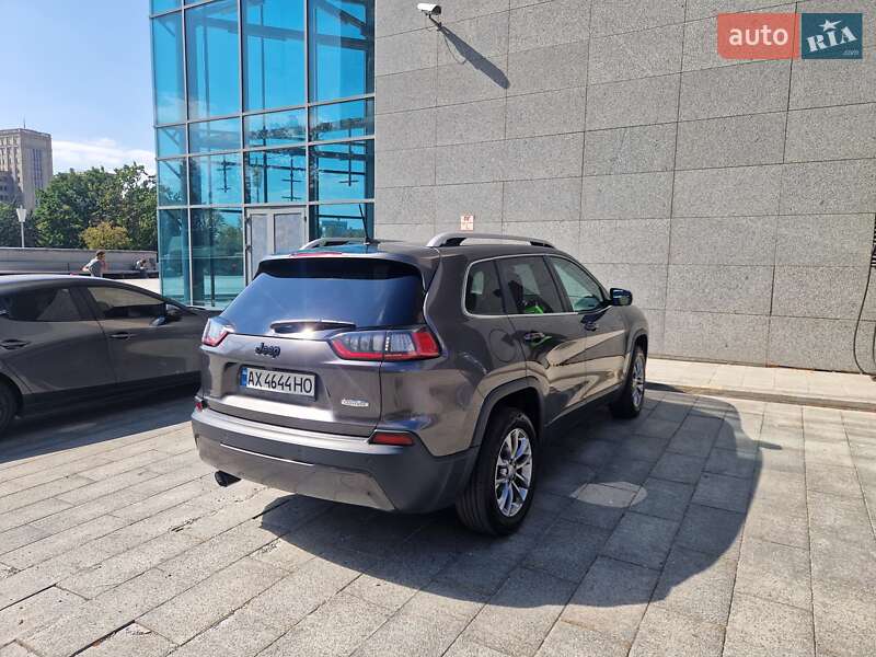 Внедорожник / Кроссовер Jeep Cherokee 2018 в Харькове