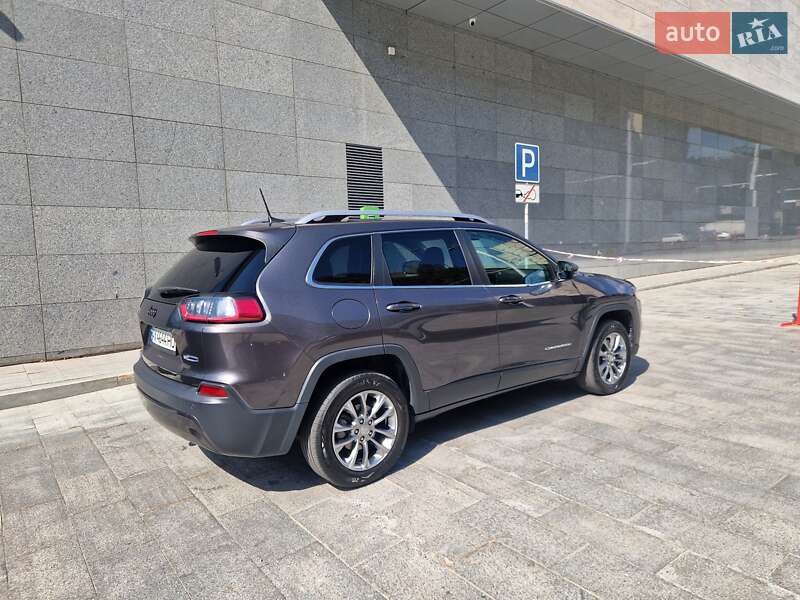 Внедорожник / Кроссовер Jeep Cherokee 2018 в Харькове