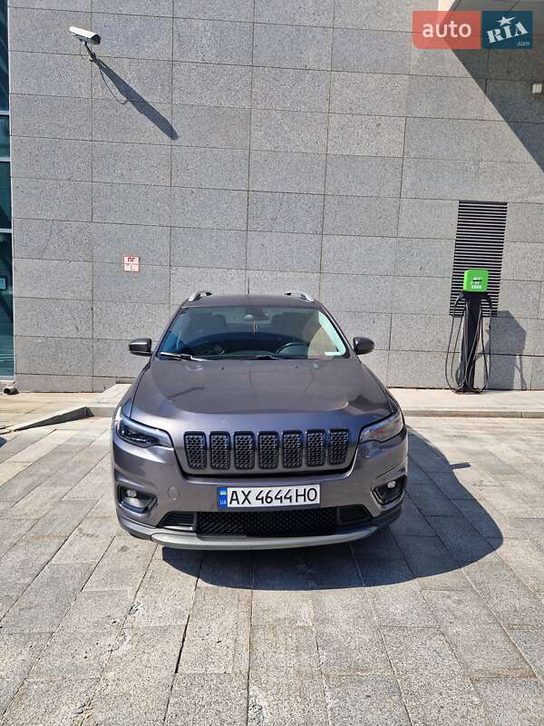 Внедорожник / Кроссовер Jeep Cherokee 2018 в Харькове