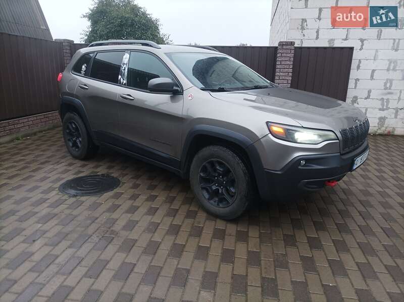 Позашляховик / Кросовер Jeep Cherokee 2020 в Гостомелі фото 5 Позашляховик / Кросовер Jeep Cherokee 2020 в Гостомелі