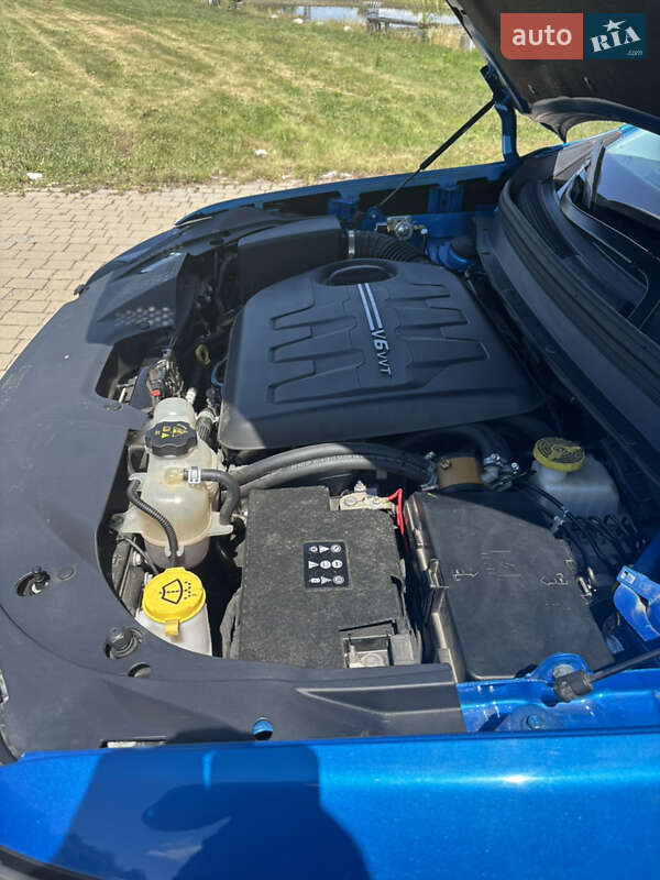 Внедорожник / Кроссовер Jeep Cherokee 2019 в Львове