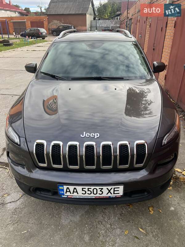 Позашляховик / Кросовер Jeep Cherokee 2017 в Броварах фото 5 Позашляховик / Кросовер Jeep Cherokee 2017 в Броварах