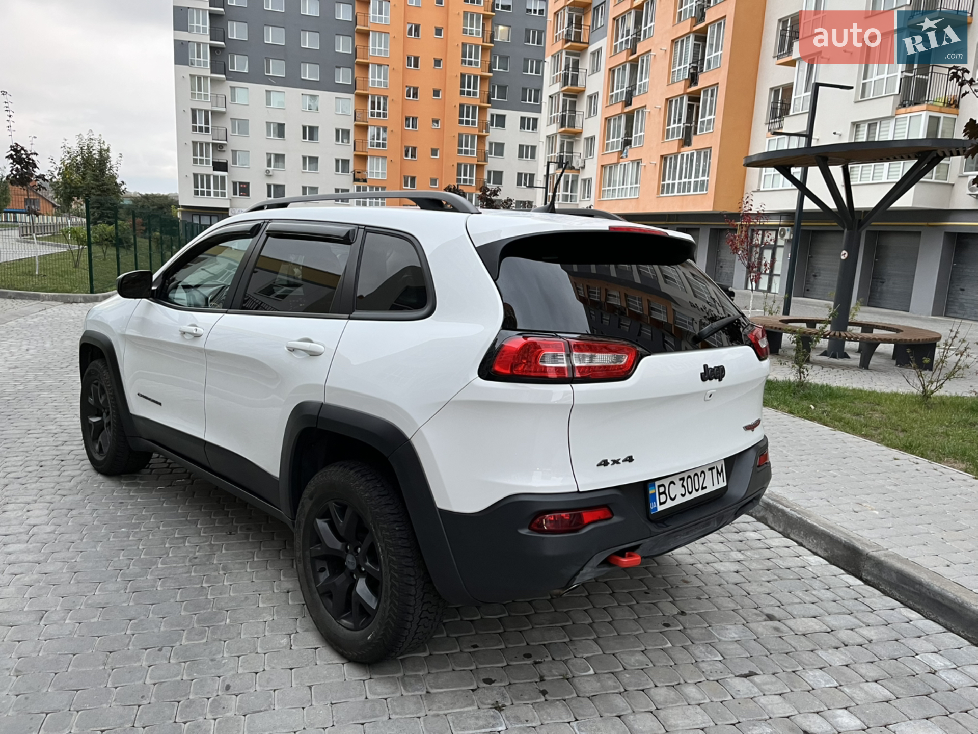 2016 Jeep Cherokee - мініатюра 20