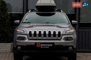 Внедорожник / Кроссовер Jeep Cherokee 2016 в 
