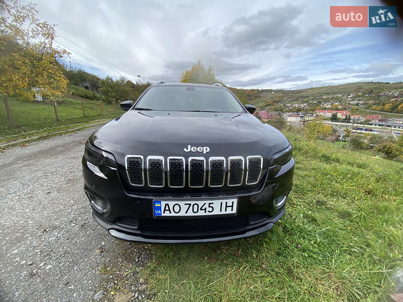 Внедорожник / Кроссовер Jeep Cherokee 2020 в Воловце