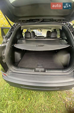 Позашляховик / Кросовер Jeep Cherokee 2020 в  фото 8 Позашляховик / Кросовер Jeep Cherokee 2020 в