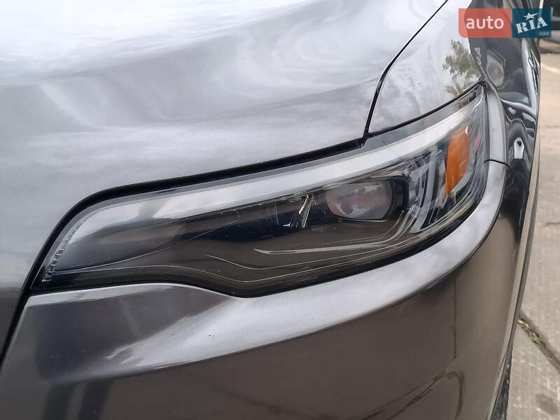 Внедорожник / Кроссовер Jeep Cherokee 2018 в Харькове