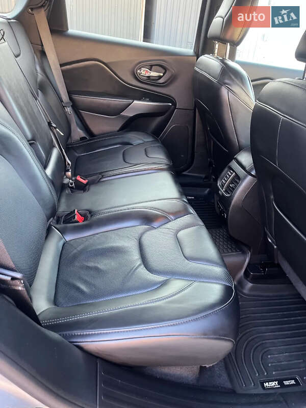 Позашляховик / Кросовер Jeep Cherokee 2019 в Львові фото 11 Позашляховик / Кросовер Jeep Cherokee 2019 в Львові