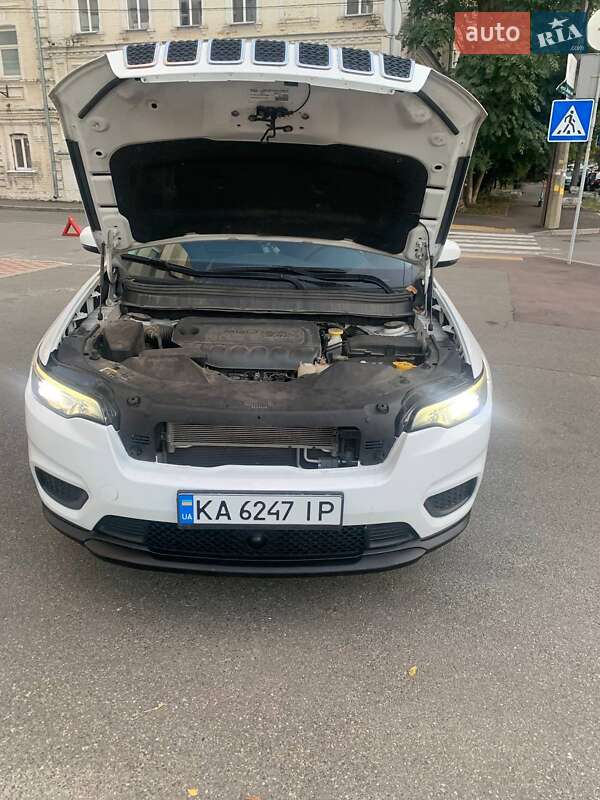 Позашляховик / Кросовер Jeep Cherokee 2020 в Броварах фото 9 Позашляховик / Кросовер Jeep Cherokee 2020 в Броварах