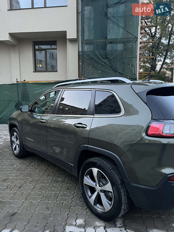 Внедорожник / Кроссовер Jeep Cherokee 2020 в Ивано-Франковске