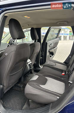 Внедорожник / Кроссовер Jeep Cherokee 2014 в 