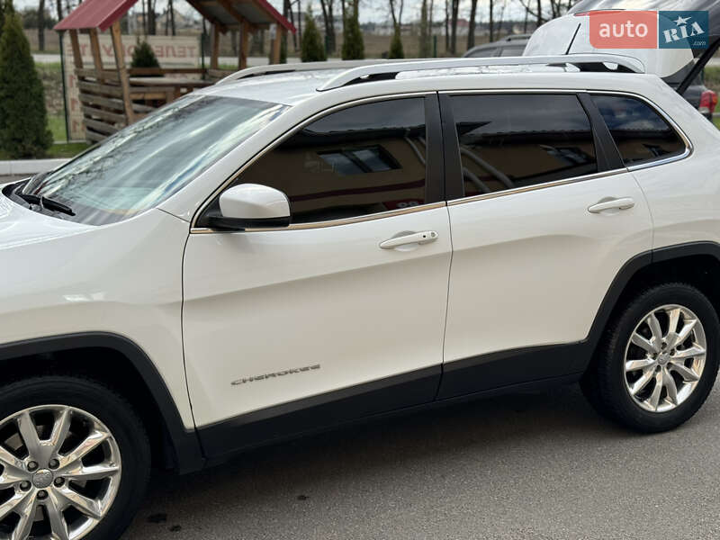 Внедорожник / Кроссовер Jeep Cherokee 2015 в Киеве фото 15 Внедорожник / Кроссовер Jeep Cherokee 2015 в Киеве