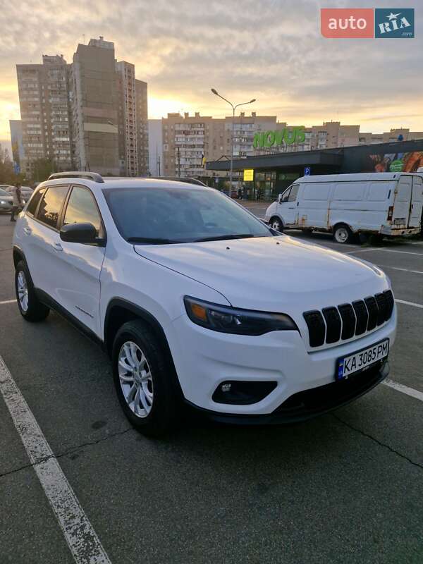 Внедорожник / Кроссовер Jeep Cherokee 2022 в Киеве