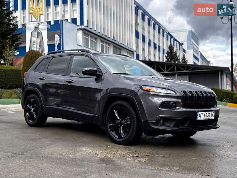 Позашляховик / Кросовер Jeep Cherokee 2015 в Івано-Франківську фото 29 Позашляховик / Кросовер Jeep Cherokee 2015 в Івано-Франківську