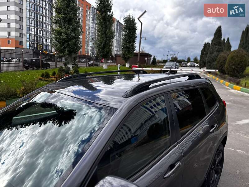 Позашляховик / Кросовер Jeep Cherokee 2015 в Івано-Франківську фото 42 Позашляховик / Кросовер Jeep Cherokee 2015 в Івано-Франківську