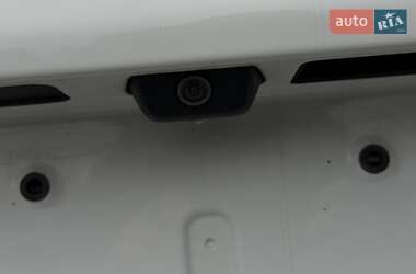 Внедорожник / Кроссовер Jeep Cherokee 2019 в 