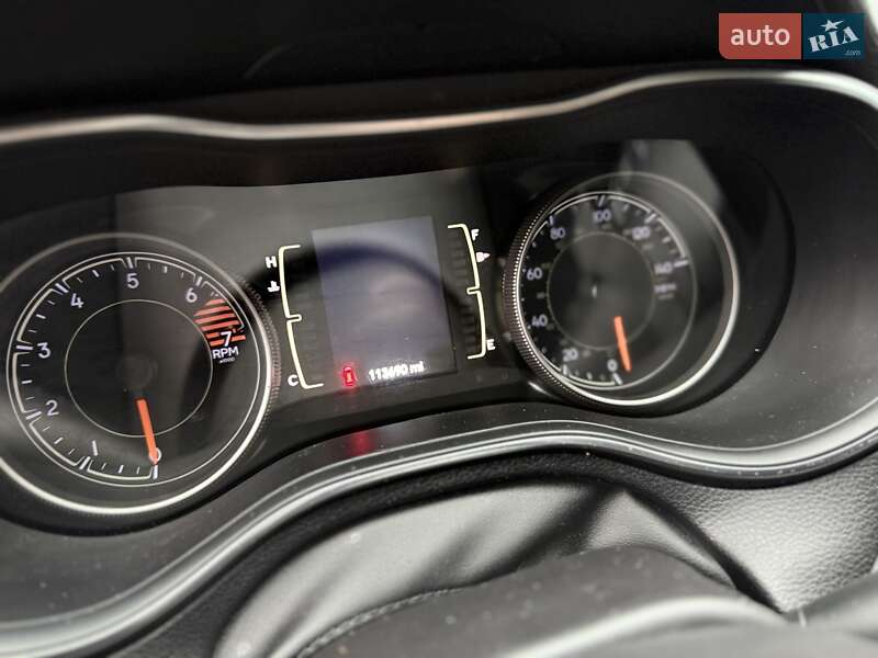 Позашляховик / Кросовер Jeep Cherokee 2019 в Львові фото 17 Позашляховик / Кросовер Jeep Cherokee 2019 в Львові