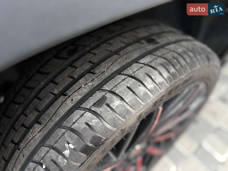 Позашляховик / Кросовер Jeep Cherokee 2019 в Львові фото 29 Позашляховик / Кросовер Jeep Cherokee 2019 в Львові