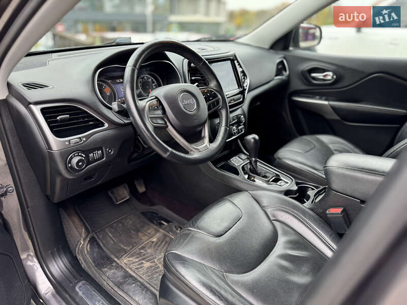 Позашляховик / Кросовер Jeep Cherokee 2019 в Львові фото 42 Позашляховик / Кросовер Jeep Cherokee 2019 в Львові
