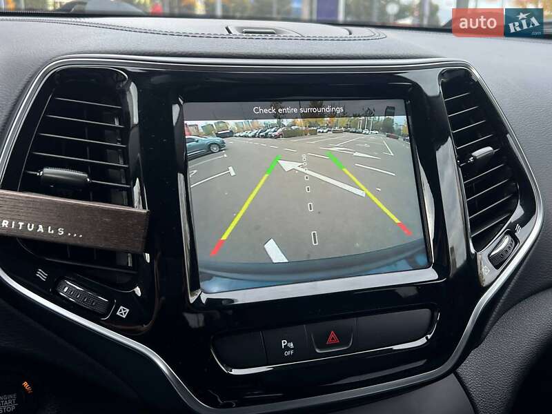 Внедорожник / Кроссовер Jeep Cherokee 2020 в Киеве