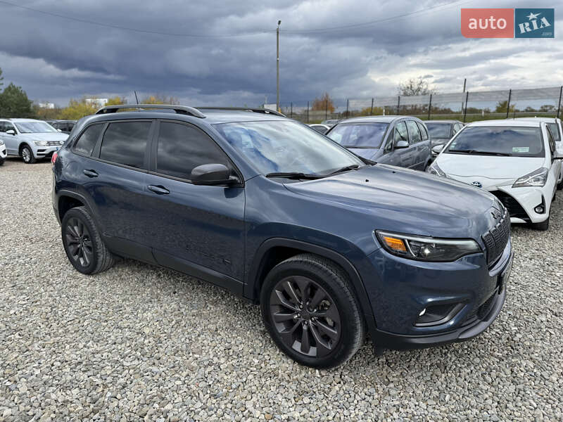 Позашляховик / Кросовер Jeep Cherokee 2020 в Івано-Франківську