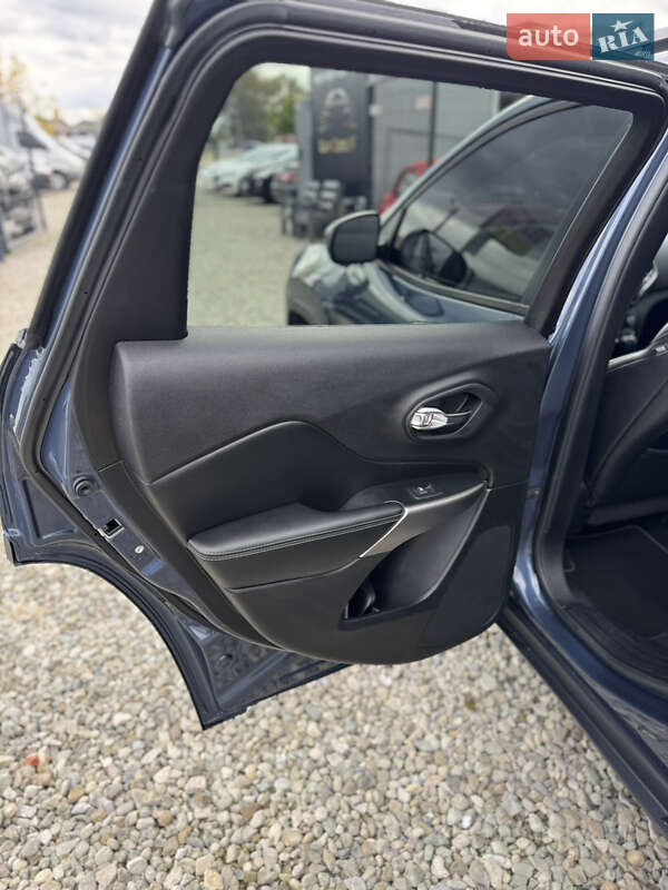 Позашляховик / Кросовер Jeep Cherokee 2020 в Івано-Франківську