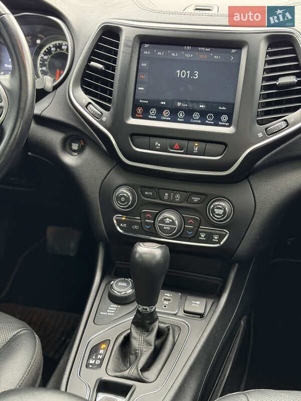 Позашляховик / Кросовер Jeep Cherokee 2020 в Івано-Франківську