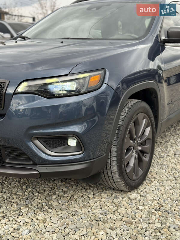 Позашляховик / Кросовер Jeep Cherokee 2020 в Івано-Франківську