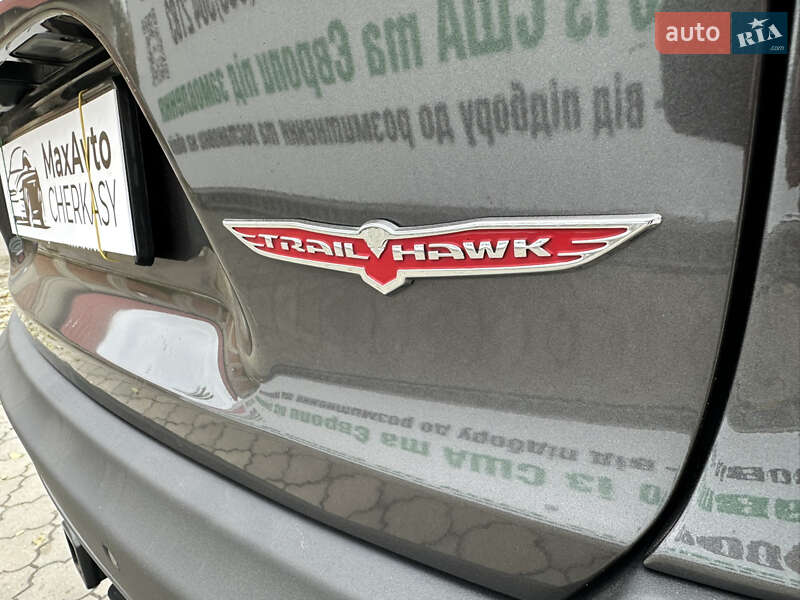 Внедорожник / Кроссовер Jeep Cherokee 2019 в Черкассах