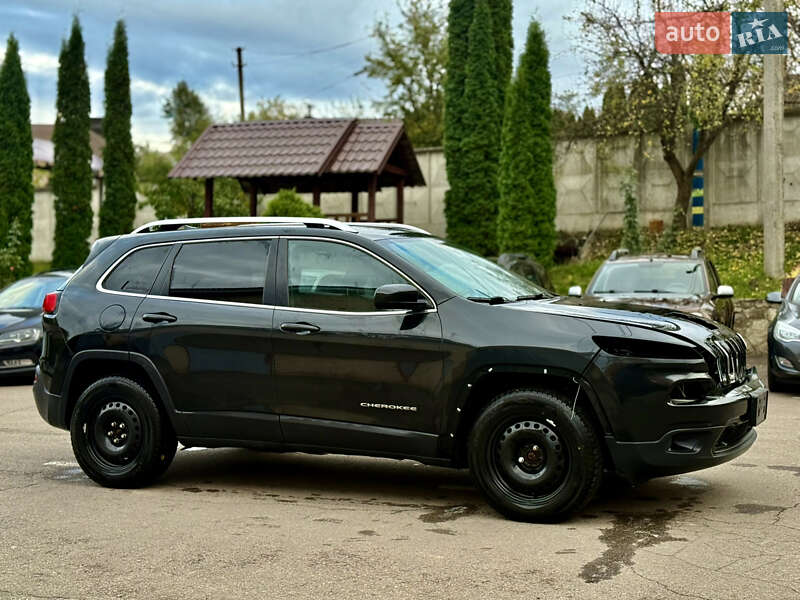 Внедорожник / Кроссовер Jeep Cherokee 2016 в Ровно фото 4 Внедорожник / Кроссовер Jeep Cherokee 2016 в Ровно