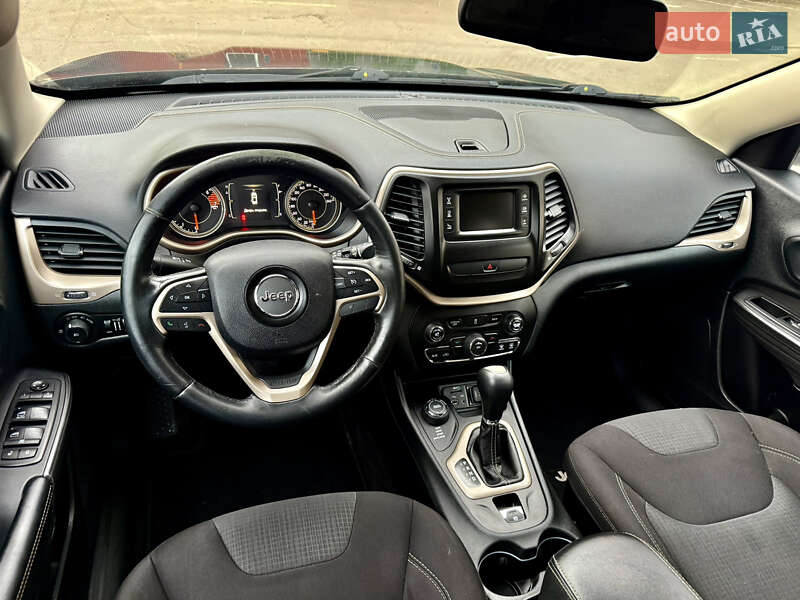 Внедорожник / Кроссовер Jeep Cherokee 2016 в Ровно фото 17 Внедорожник / Кроссовер Jeep Cherokee 2016 в Ровно