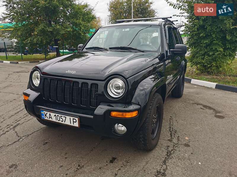 Позашляховик / Кросовер Jeep Cherokee 2002 в  фото Позашляховик / Кросовер Jeep Cherokee 2002 в