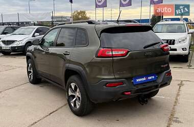 Внедорожник / Кроссовер Jeep Cherokee 2014 в 