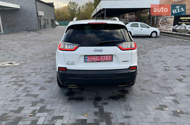 Внедорожник / Кроссовер Jeep Cherokee 2019 в 