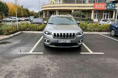 Внедорожник / Кроссовер Jeep Cherokee 2019 в 
