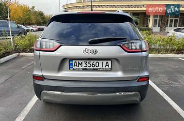 Внедорожник / Кроссовер Jeep Cherokee 2019 в 
