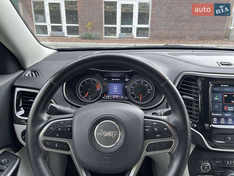 Позашляховик / Кросовер Jeep Cherokee 2019 в Києві