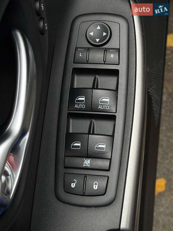 Внедорожник / Кроссовер Jeep Cherokee 2019 в Новомосковске фото 26 Внедорожник / Кроссовер Jeep Cherokee 2019 в Новомосковске