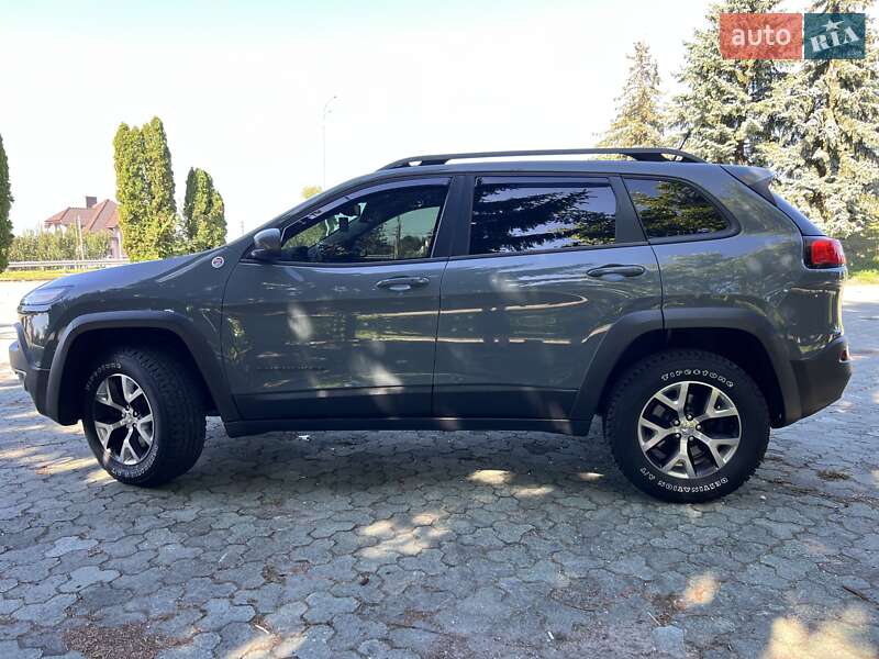 Внедорожник / Кроссовер Jeep Cherokee 2014 в Дубно фото 10 Внедорожник / Кроссовер Jeep Cherokee 2014 в Дубно