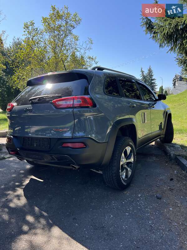 Внедорожник / Кроссовер Jeep Cherokee 2014 в Дубно фото 24 Внедорожник / Кроссовер Jeep Cherokee 2014 в Дубно