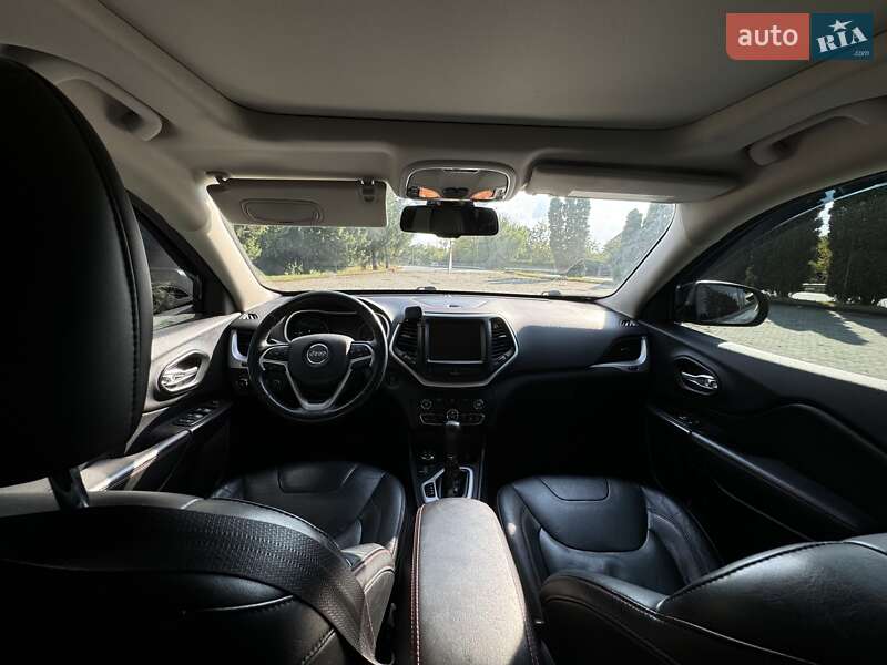 Внедорожник / Кроссовер Jeep Cherokee 2014 в Дубно фото 37 Внедорожник / Кроссовер Jeep Cherokee 2014 в Дубно