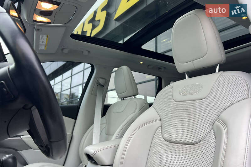Внедорожник / Кроссовер Jeep Cherokee 2018 в Ивано-Франковске фото 21 Внедорожник / Кроссовер Jeep Cherokee 2018 в Ивано-Франковске
