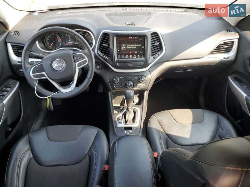 Внедорожник / Кроссовер Jeep Cherokee 2017 в Черновцах